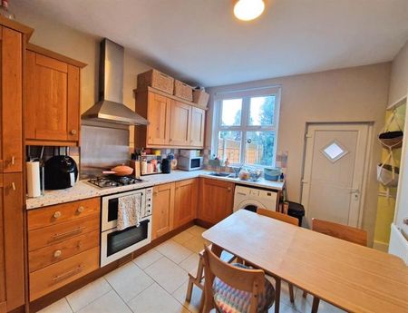 2 Bedroom Terraced To Let - Photo 3