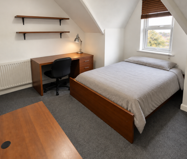 Graham Grove - x 2 BEDROOMS AVAILABLE NOW, - Photo 2