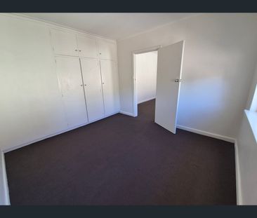 6/47 Gourlay St, Balaclava, Vic 3183 - Photo 4