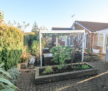 Seafield Road North Caister, Great Yarmouth - Photo 4