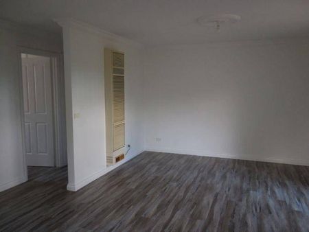 Very Neat Two Bedroom Unit - Photo 2