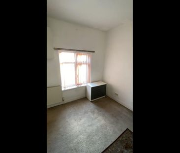 Room in a Shared House, Kenelm Road, B10 - Photo 2