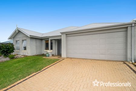 9 Clearview Street, Yanchep WA 6035 - Photo 2