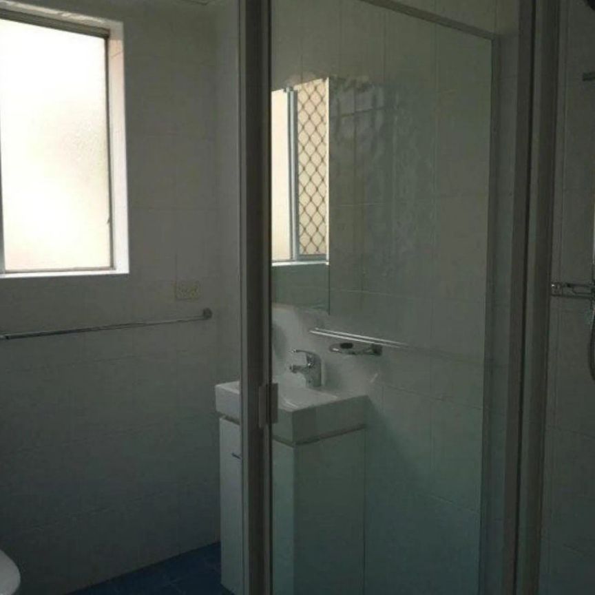 TWO BEDROOM UNIT IN CENTRE OF HURSTVILLE - Photo 1