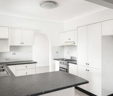 Good Sized Four Bedroom Home! - Photo 2