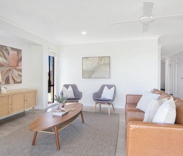 Spacious Home with Modern Comforts - Photo 1