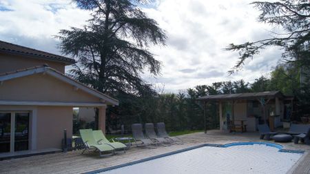 Location Maison 5 pièces 148m² STE FOY LES LYON 69110 - Photo 3