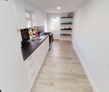 Coronation Road Selly Oak - Photo 2