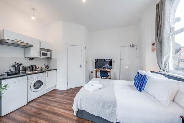 Studio Flat, Denmark Hill, SE5 - Photo 1