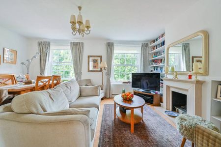 3 bedroom flat to rent - Photo 2