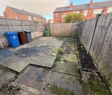 2 bedroom terraced house to rent - Photo 3