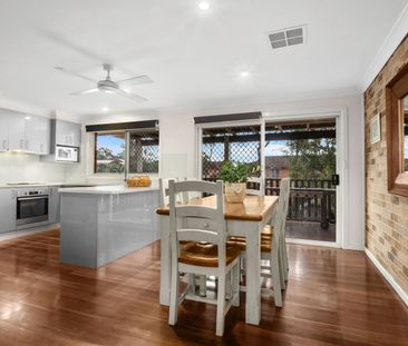 Gorgeous Renovated Home - Multiple Living Areas - Photo 4