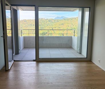 Exklusive 2.5-Zimmer-Wohnung im 26. Stock im Pilatus Tower in Kriens - Photo 2