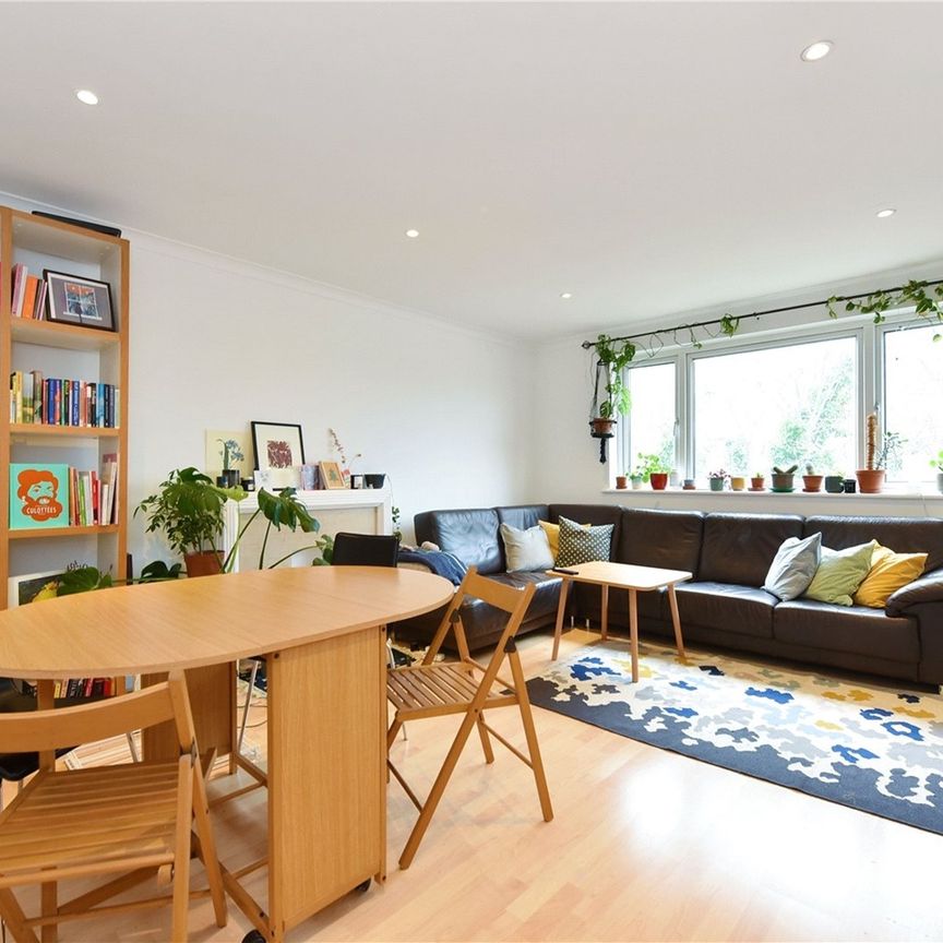 3 Bed Flat, Maida Vale, W9 - Photo 1