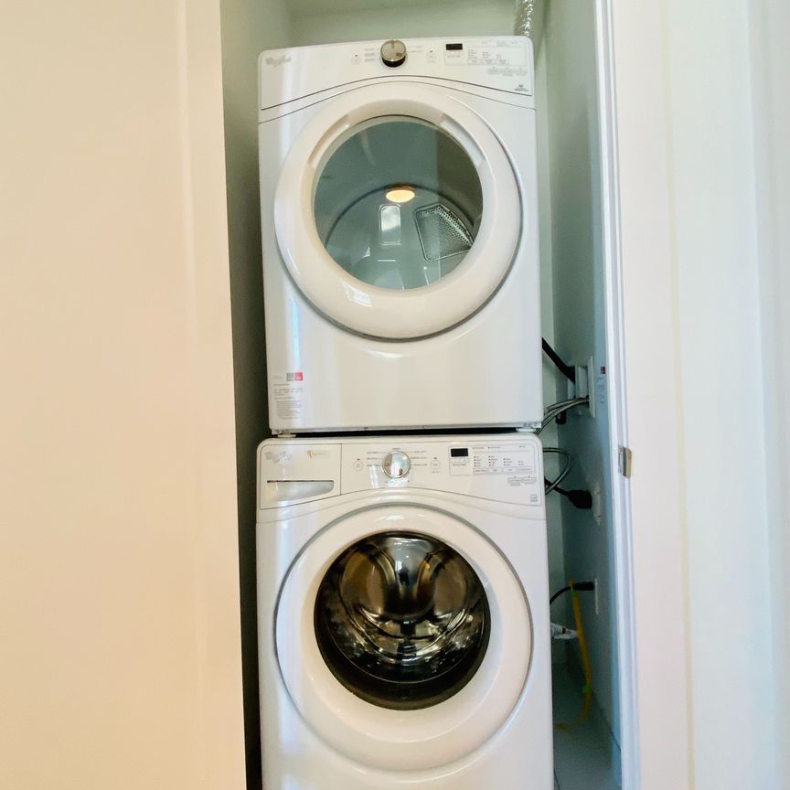 For Lease - 1 Edgewater Drive Unit# 219, Toronto, Ontario - Photo 1