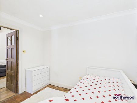 2 bedroom detached house to rent - Photo 2