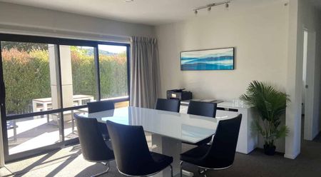 Executive Home - Waikawa Bay - Photo 5