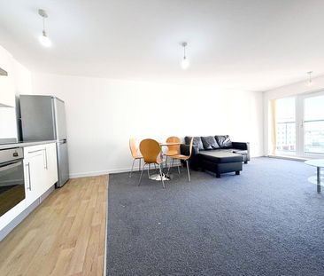 Ladywell Point, Pilgrims Way, Salford, Greater Manchester, M50 1AZ - Photo 1