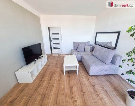 Pronájem bytu 2+1 63 m² - Photo 1