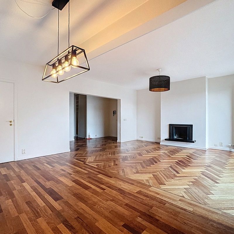 Lumineux appt (+-132m²) - 2 chambres + 3 terrasses. - Foto 1