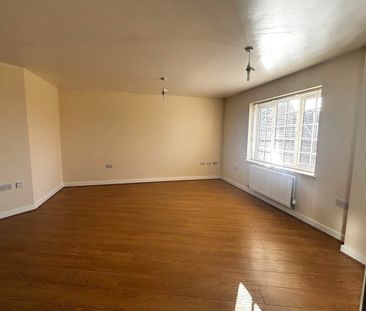 Wroughton Road - Photo 2