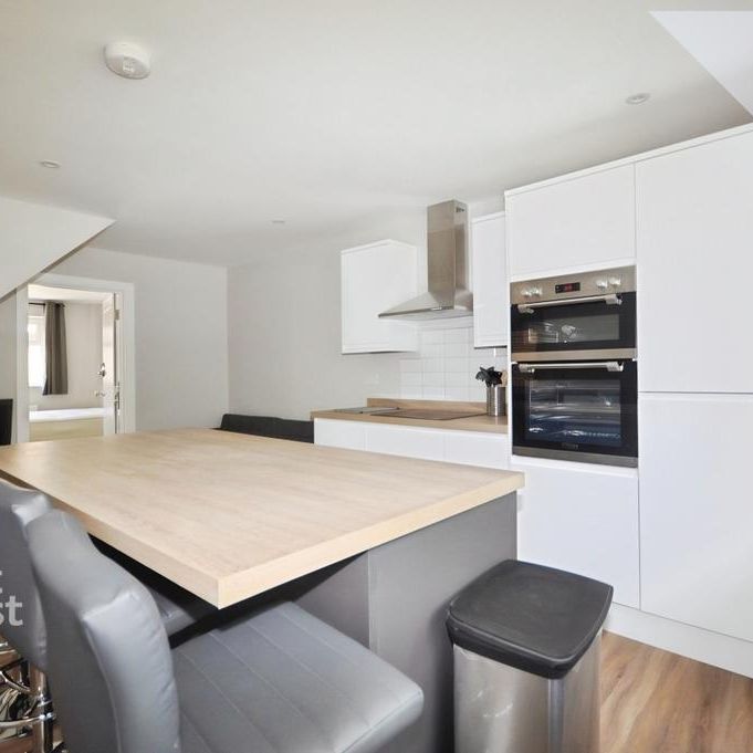 1 bedroom in a house share to rent - Photo 1