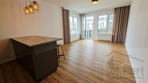 Dwa pokoje z 2 miejscami postojowymi i balkonem - Photo 1