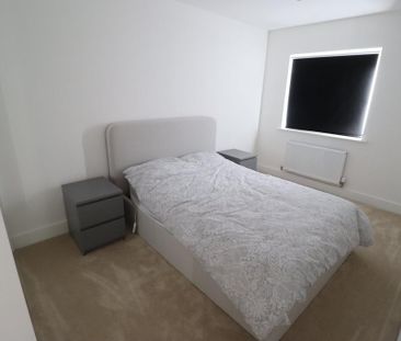 3 bedroom terraced house to rent - Photo 6