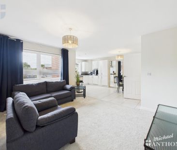 2 bedroom ground floor flat to rent - Photo 1