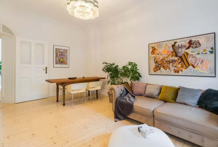 100 sqm! Charming 3 rooms+balcony Friedrichshain - Photo 3