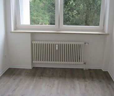 Nette Nachbarn gesucht: familienfreundliche 3,5-Zi. mit Balkon und EBK - Photo 2