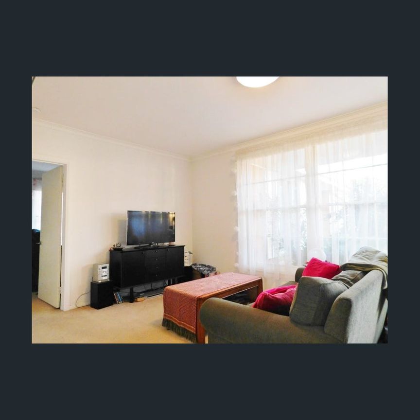 NEAT AND COMPLETE - Photo 1