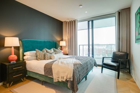 Water Facing Two bedroom apartment @ Opus, 6 Hanover Quay, Grand Canal Dock, Dublin 2. - Photo 5
