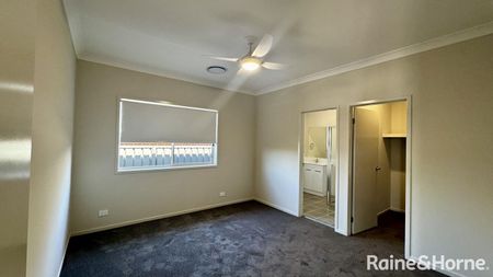 Brand-New Family Home - Photo 5