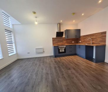 2 bedroom flat to rent - Photo 5