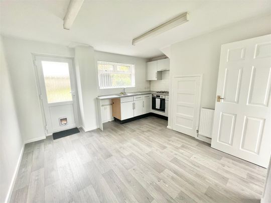 Manadon, Plymouth - Photo 1