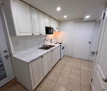 For Lease - 6 Roehampton Crescent Unit# Basement, Brampton, Ontario - Photo 2
