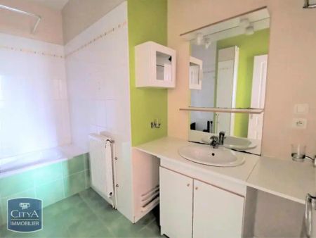 Appartement à louer 4 pièces 109.66m² - Photo 3