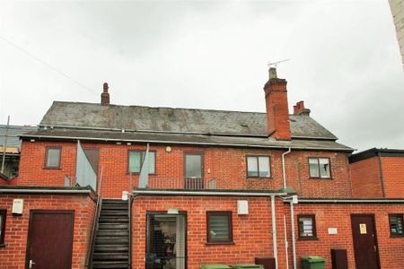 Studio to rent - Photo 5
