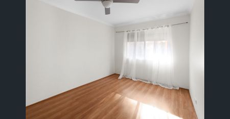 Budget-Friendly Living in Sans Souci! - Photo 4