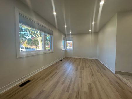 For Lease - 99 Jay Street, Toronto, Ontario - Photo 5