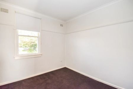 62 Matthews Avenue, Orange. - Photo 2