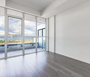 For Lease - 560 North Service Road, Grimsby, Ontario - Photo 1