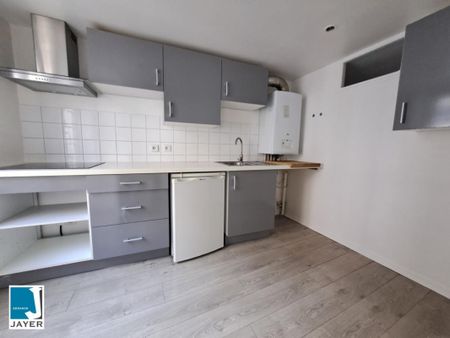DUPLEX EN COEUR DE VILLE - Photo 3