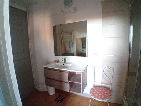 Location Appartement 2 pièces 34m² - Photo 3