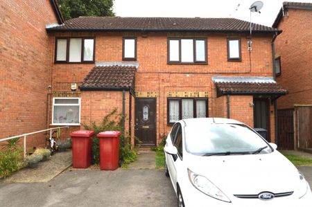 Baird Close, Slough, Berkshire,SL1 - Photo 5