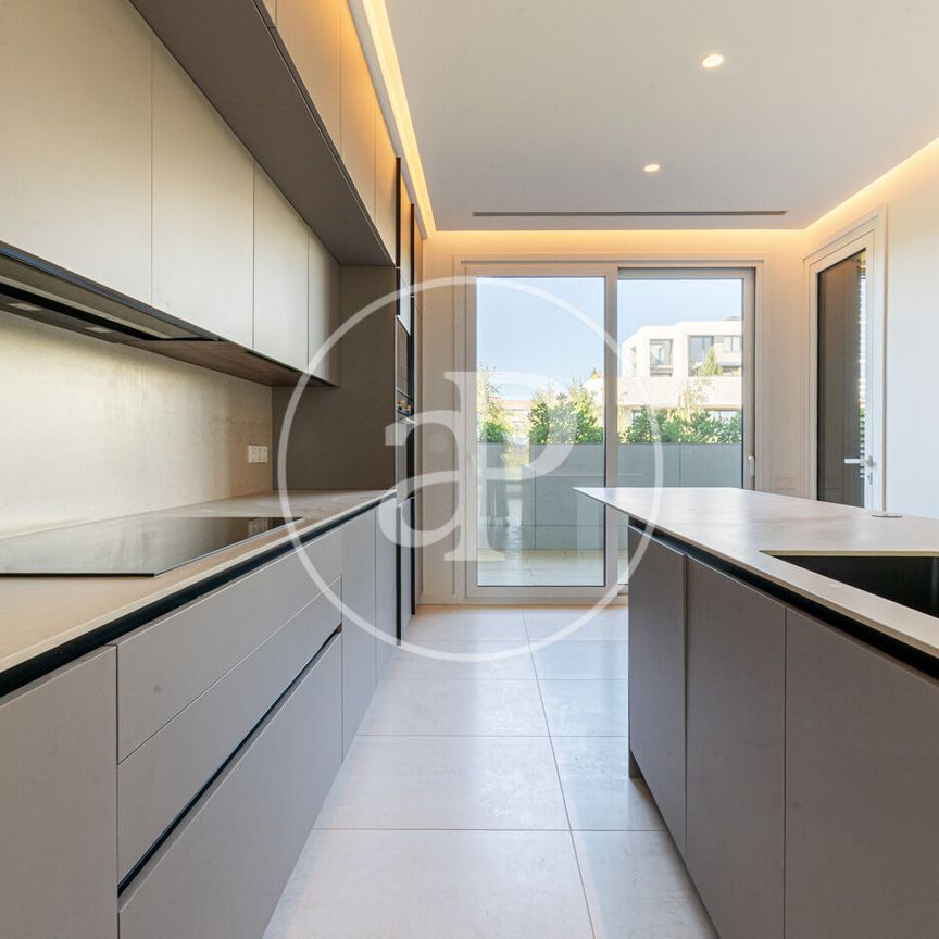 Flat for rent in La Finca (Pozuelo) - Photo 1