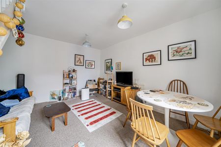 Ambra Vale East, Bristol - Photo 2