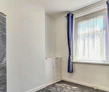 Lucas Street, Cardiff, CF24 - Photo 2