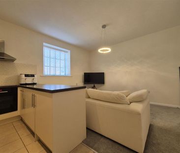 2 bedroom apartment to rent - Photo 6